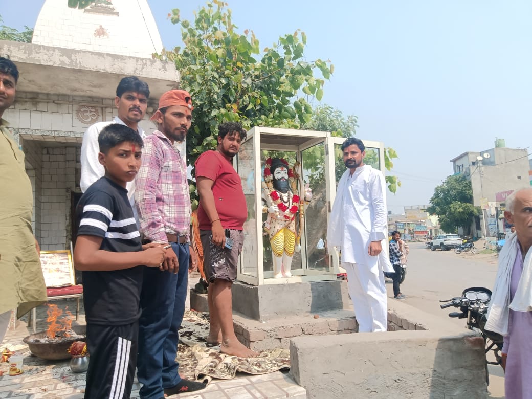 भगवान परशुराम चौंक पर हवन कर लगाया गया